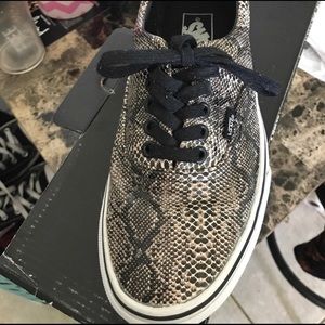Snake Skin Vans / Size 8.5